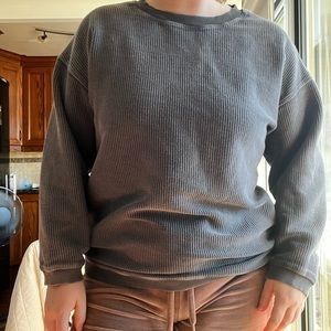 Ribbed oversized sweater